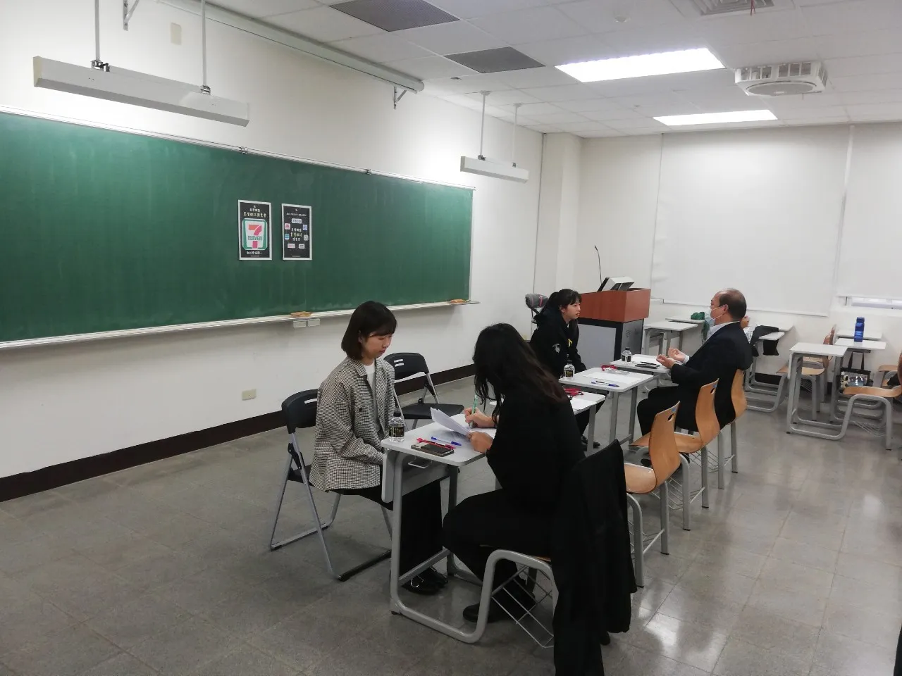 109-1 產學合作面試 第8張