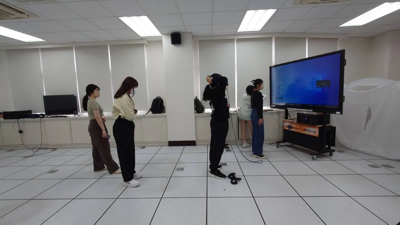 R611-1 虛實整合創新實驗室 (VR教室) 第4張